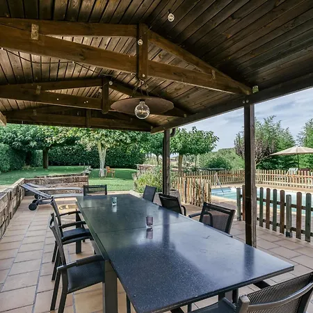 Alloggio per agriturismo Mas Alba *